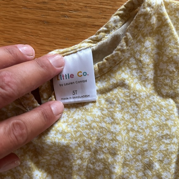 8 Piece 5t Girls Bundle - Picture 12 of 16